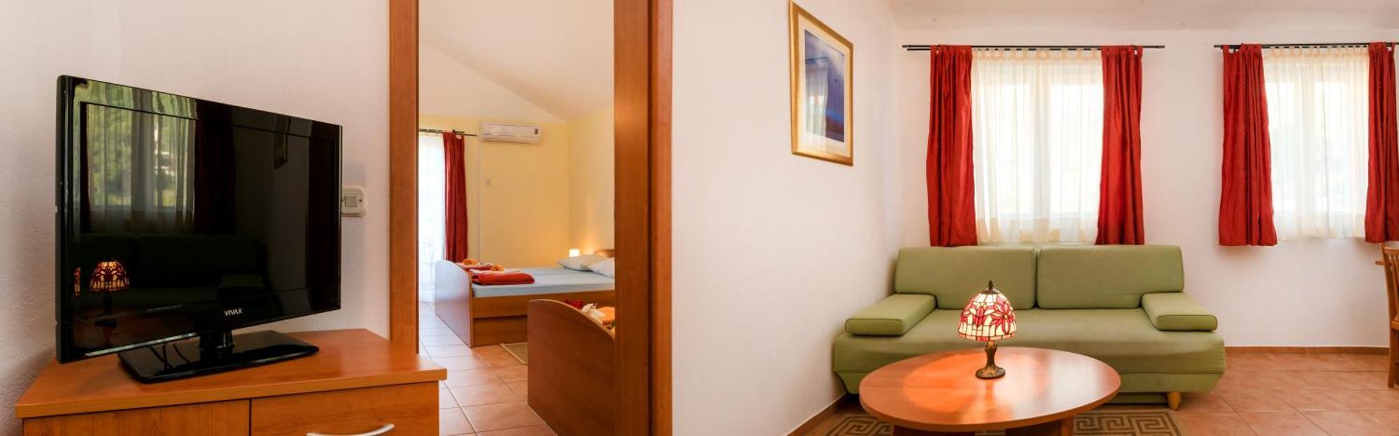 Apartments Vila Adrijana & Fitness Studio Wolf Bv Baška Voda Exteriör bild